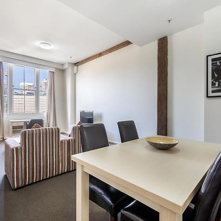 Oaks Sydney Goldsbrough Suites Екстериор снимка