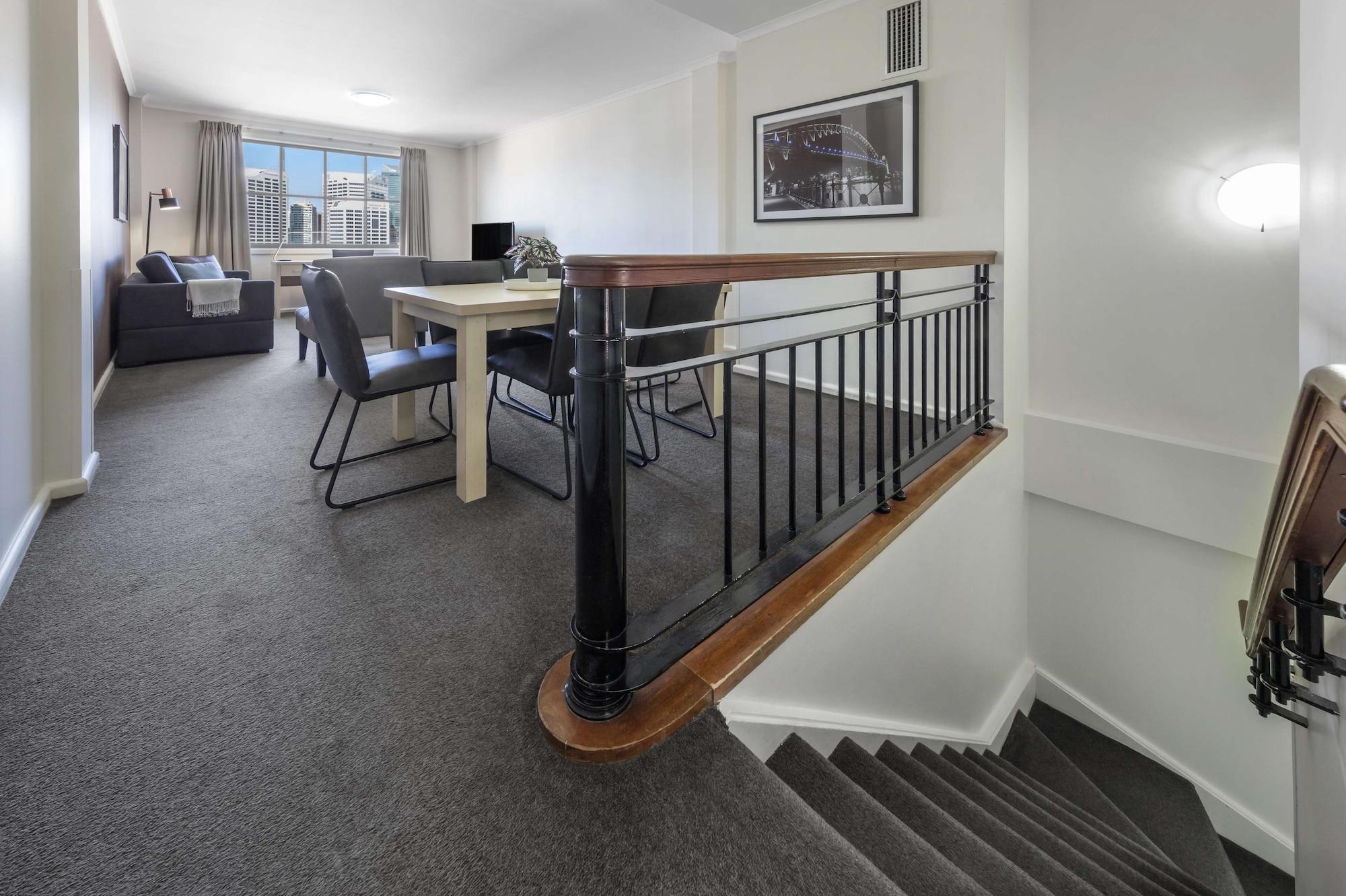 Oaks Sydney Goldsbrough Suites Екстериор снимка
