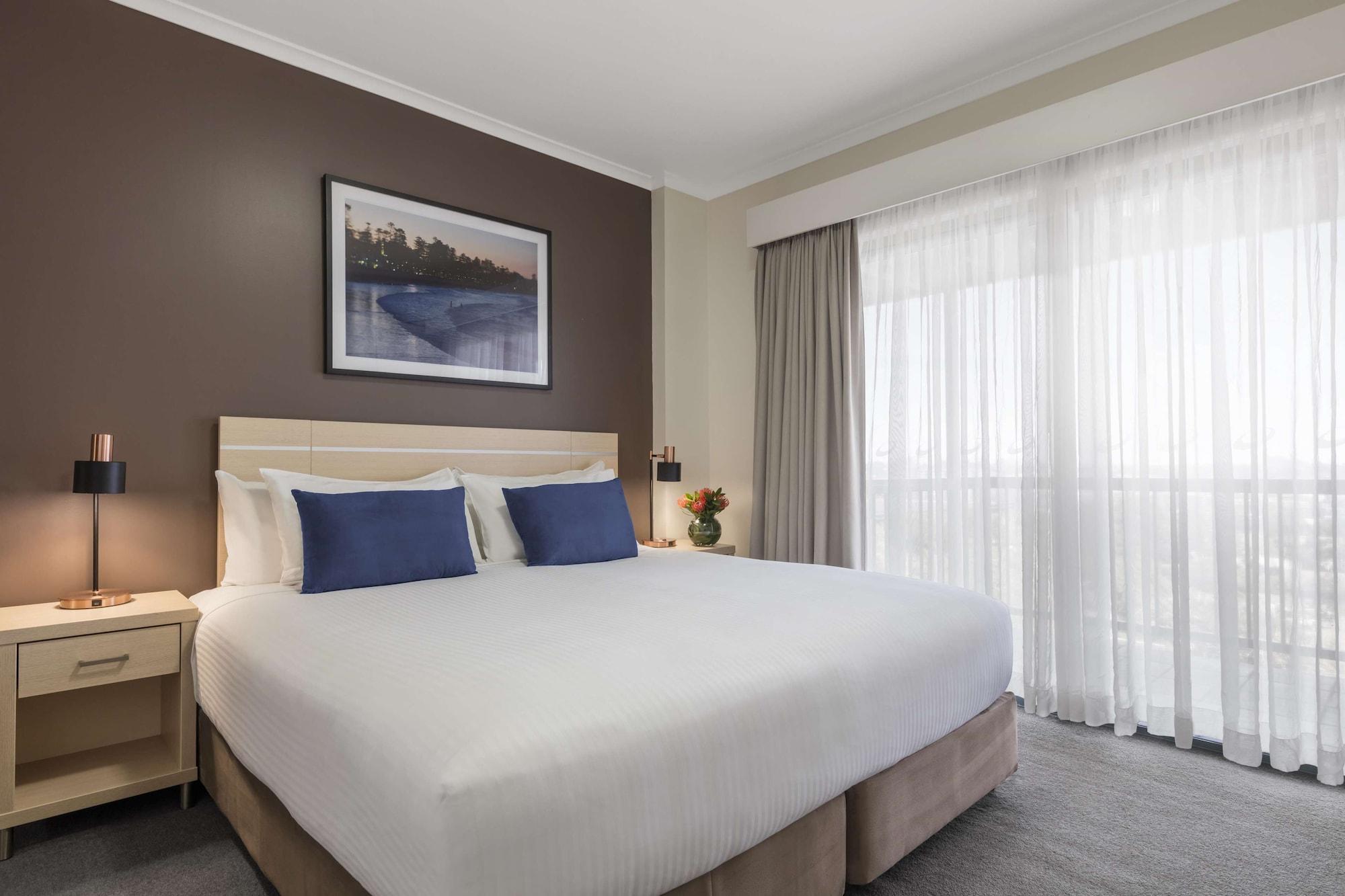 Oaks Sydney Goldsbrough Suites Екстериор снимка