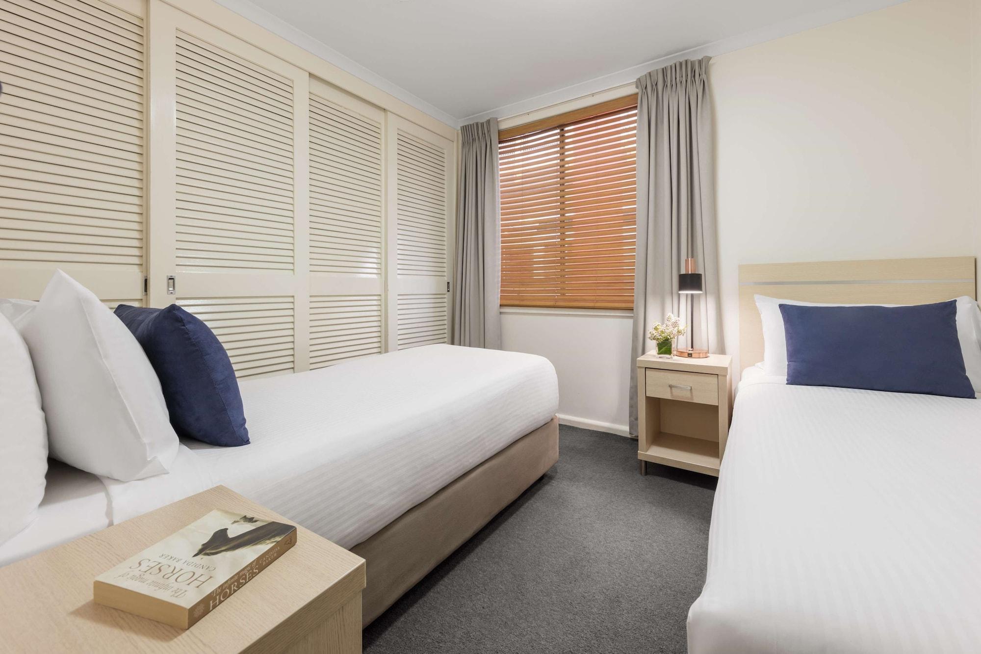 Oaks Sydney Goldsbrough Suites Екстериор снимка