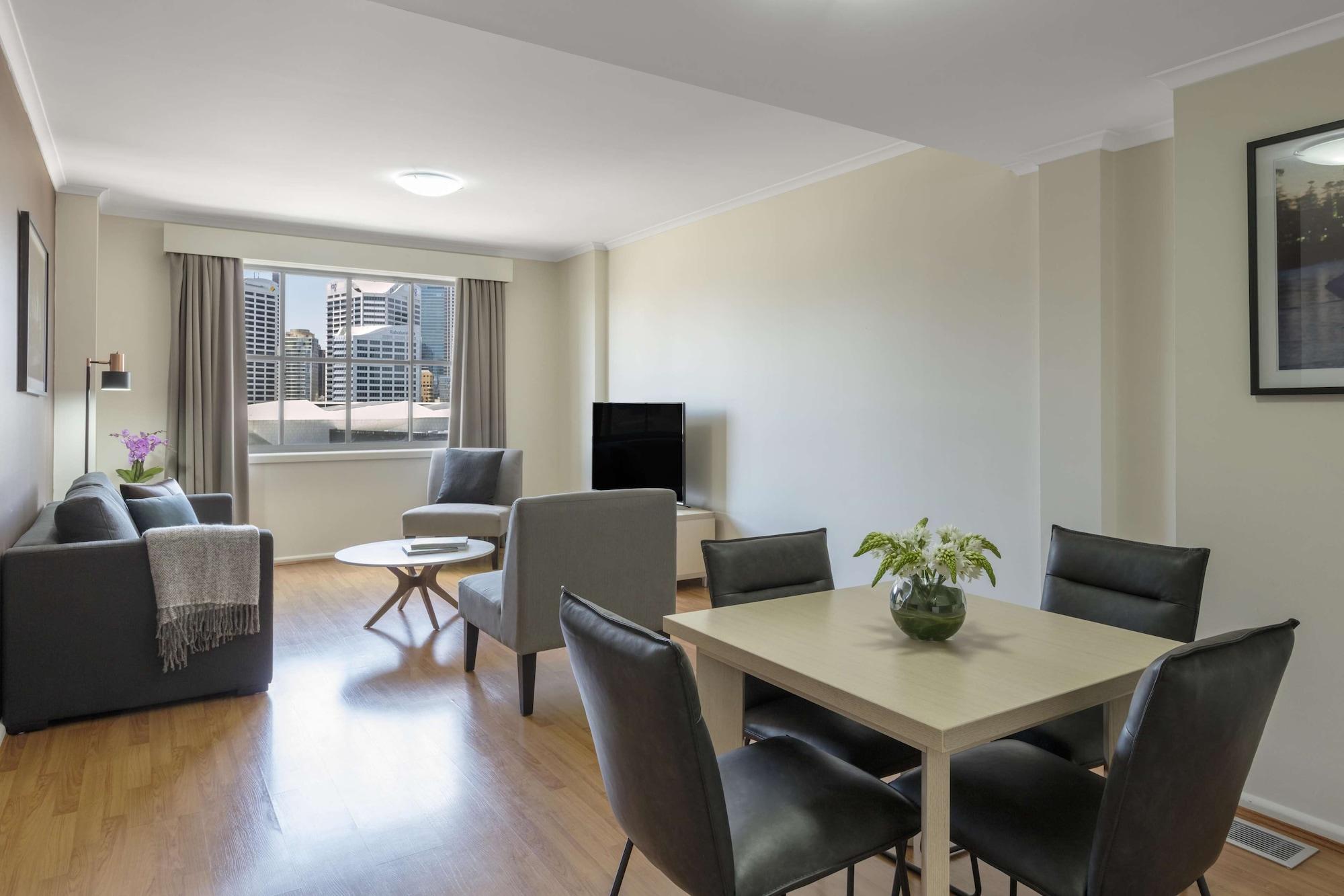 Oaks Sydney Goldsbrough Suites Екстериор снимка