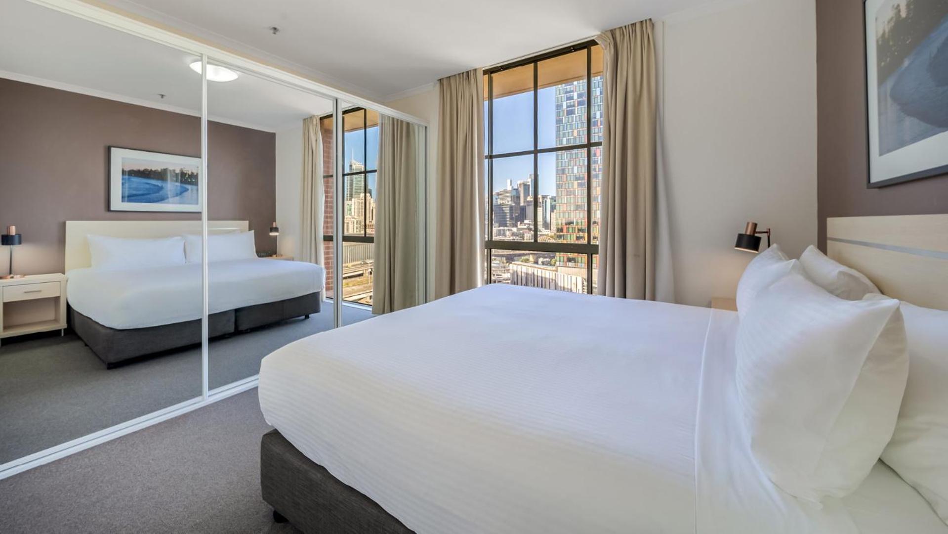 Oaks Sydney Goldsbrough Suites Екстериор снимка