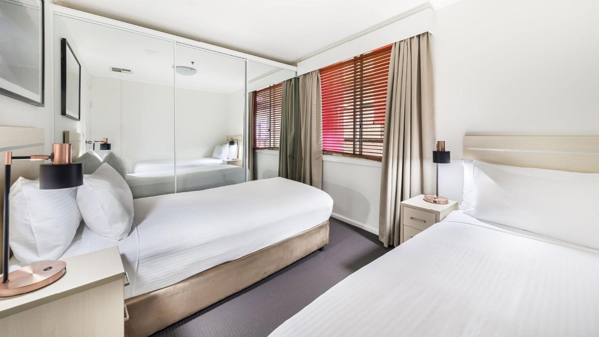 Oaks Sydney Goldsbrough Suites Екстериор снимка