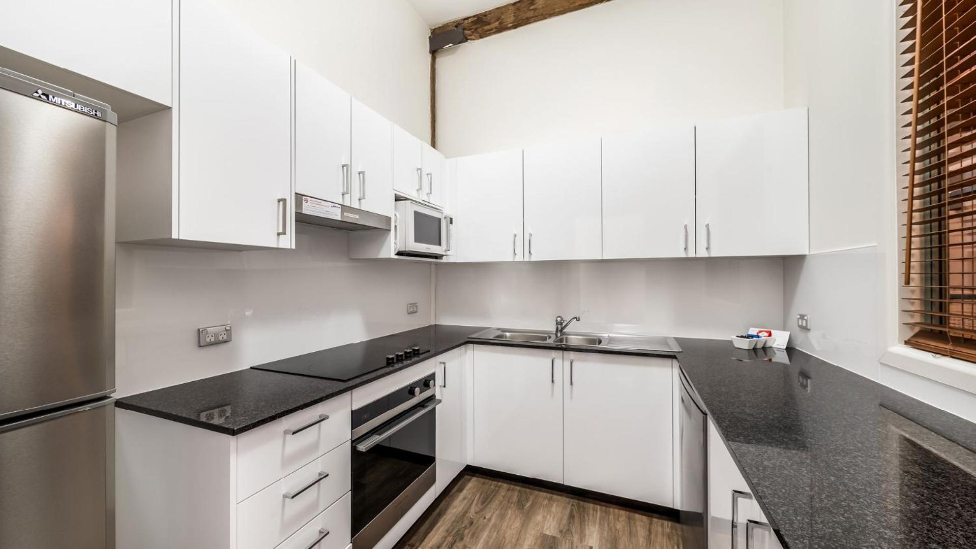Oaks Sydney Goldsbrough Suites Екстериор снимка