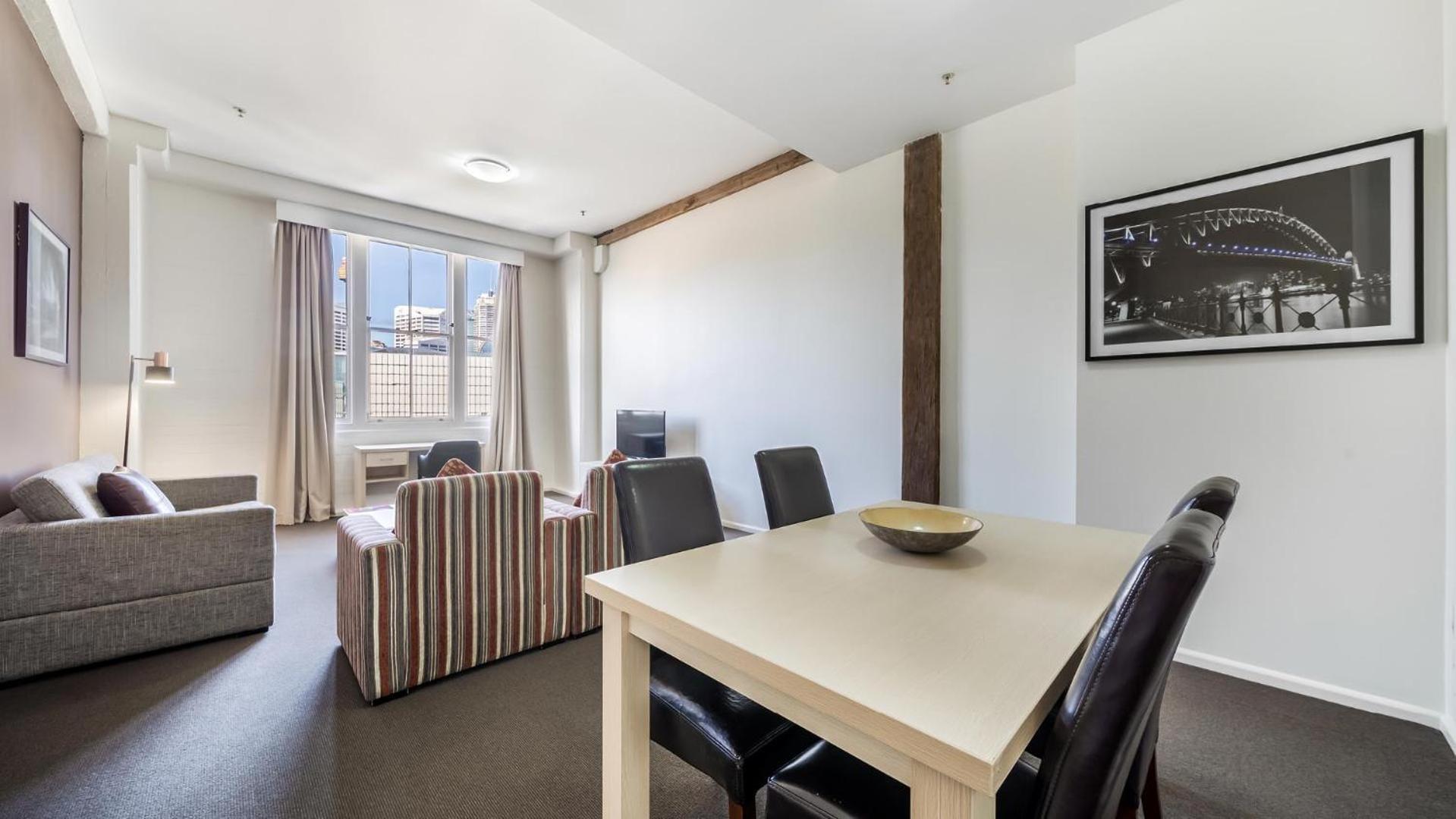 Oaks Sydney Goldsbrough Suites Екстериор снимка