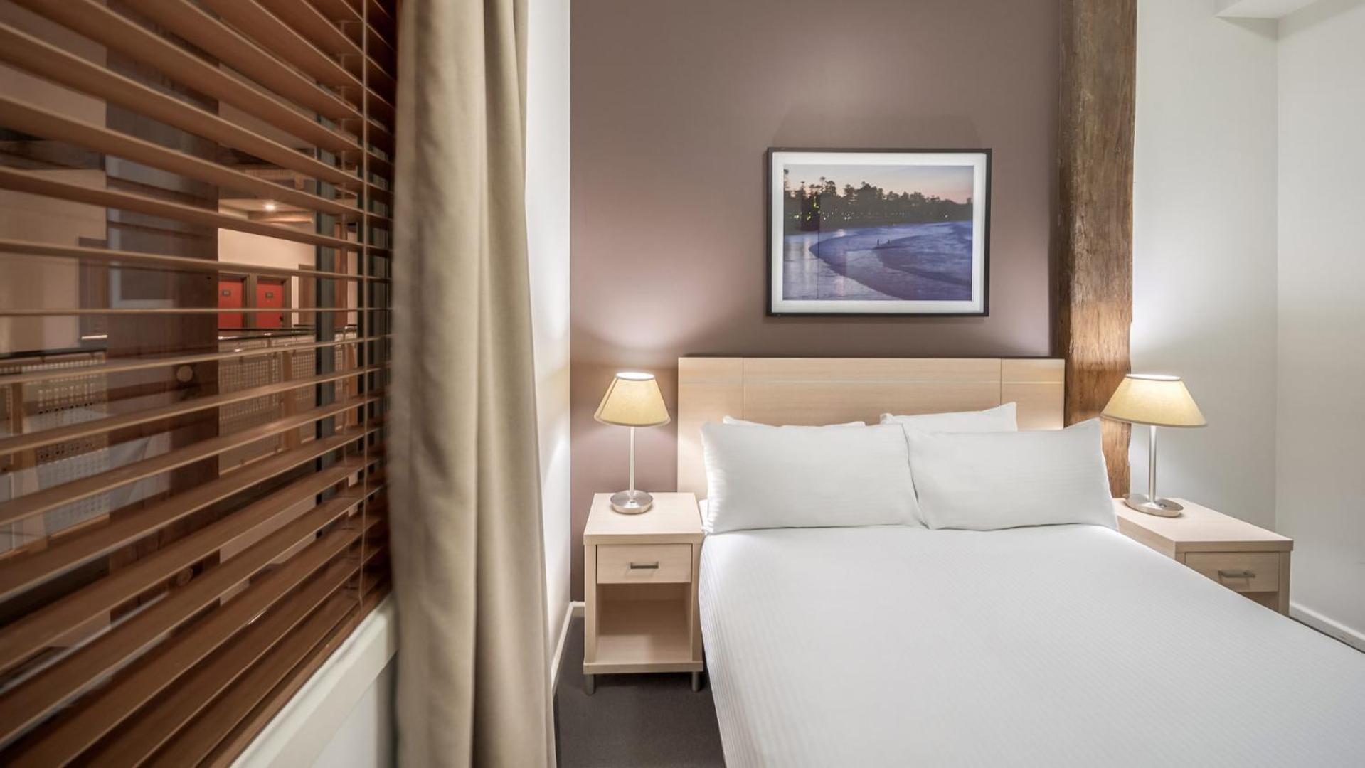 Oaks Sydney Goldsbrough Suites Екстериор снимка